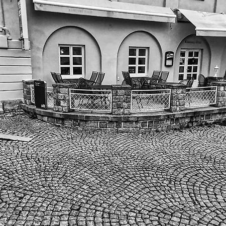 Pension Kamenny Dvur Marianske Lazne Exterior photo